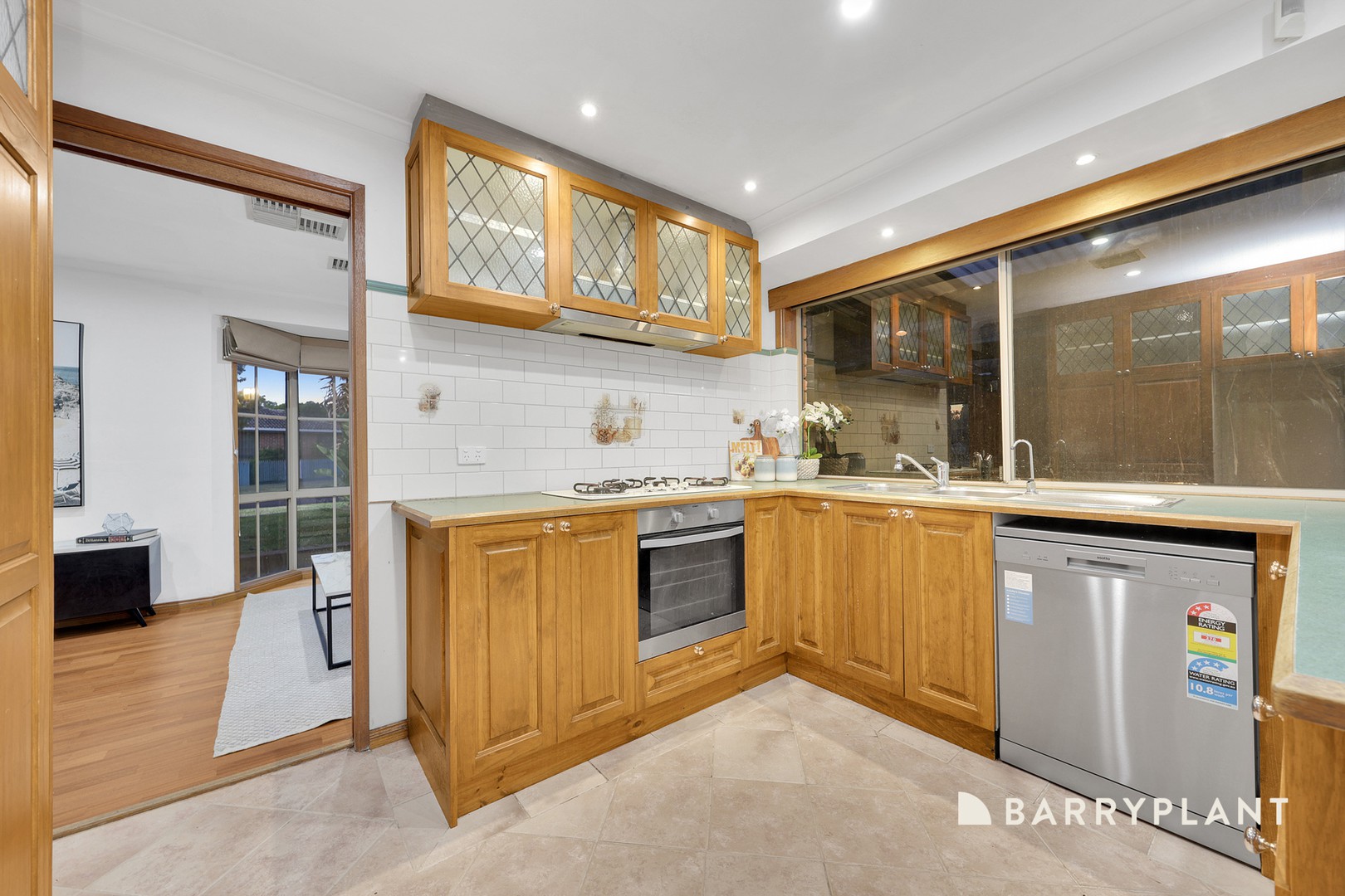 11 Hoddle Court, Mill Park, VIC 3082, Mill Park - Thumbnail 4