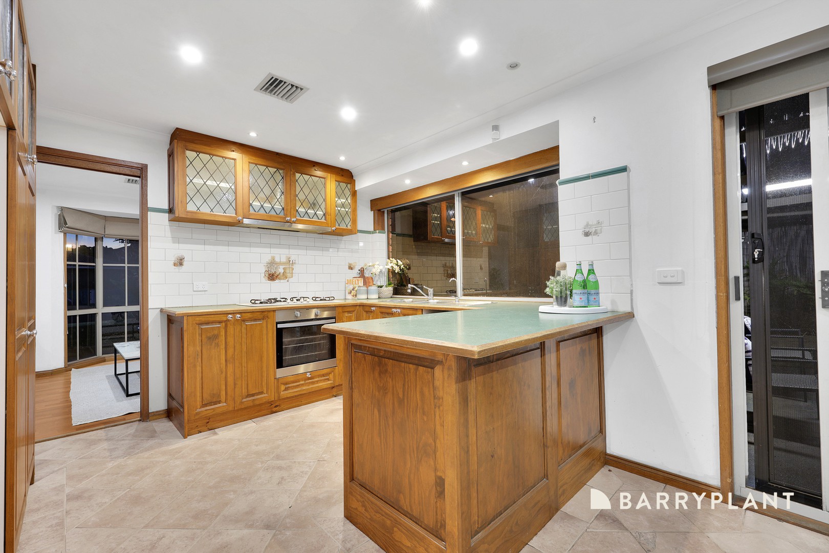 11 Hoddle Court, Mill Park, VIC 3082, Mill Park - Thumbnail 5