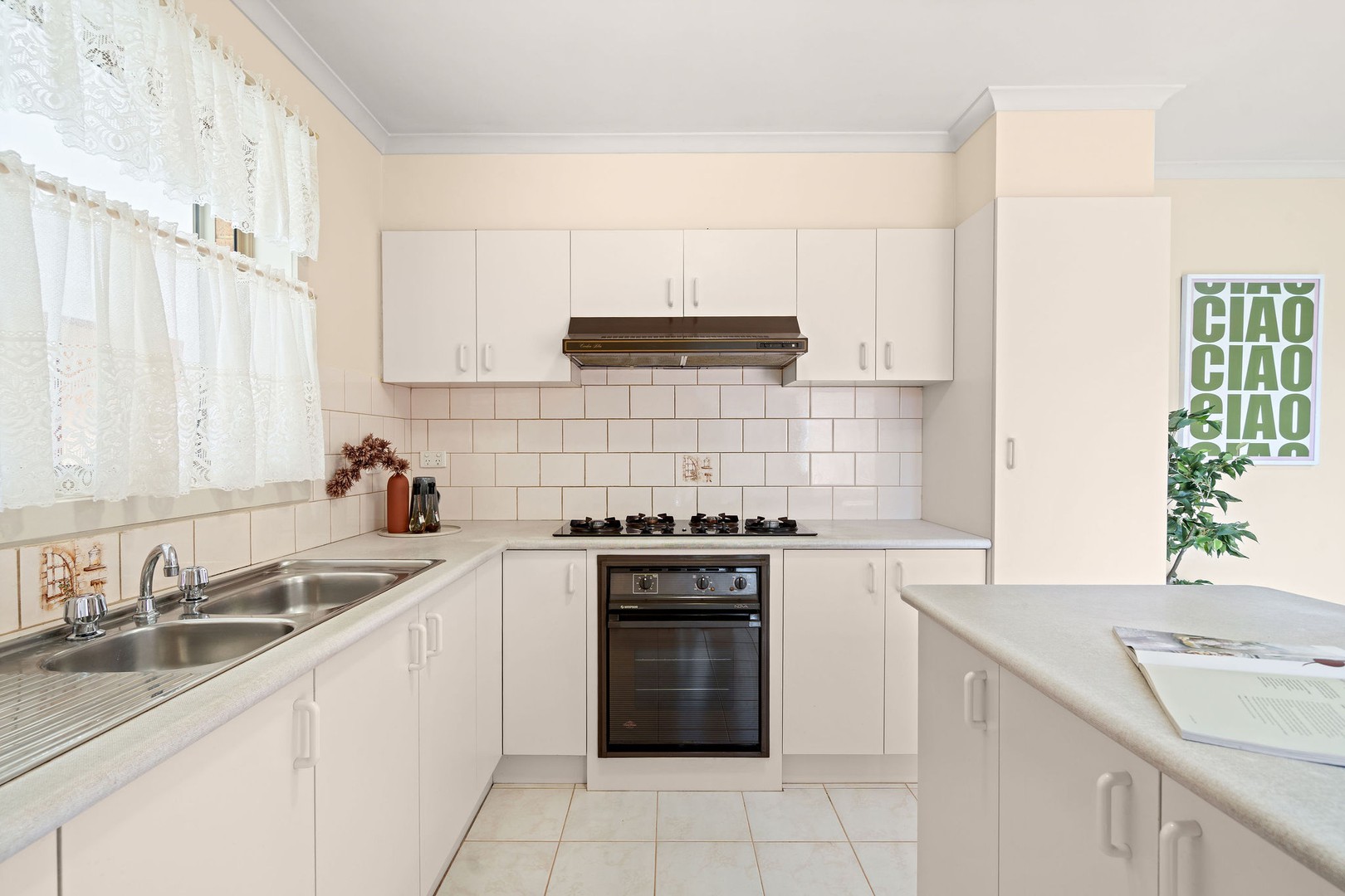 11 Holden Avenue, Avondale Heights, VIC 3034, Avondale Heights - Thumbnail 5