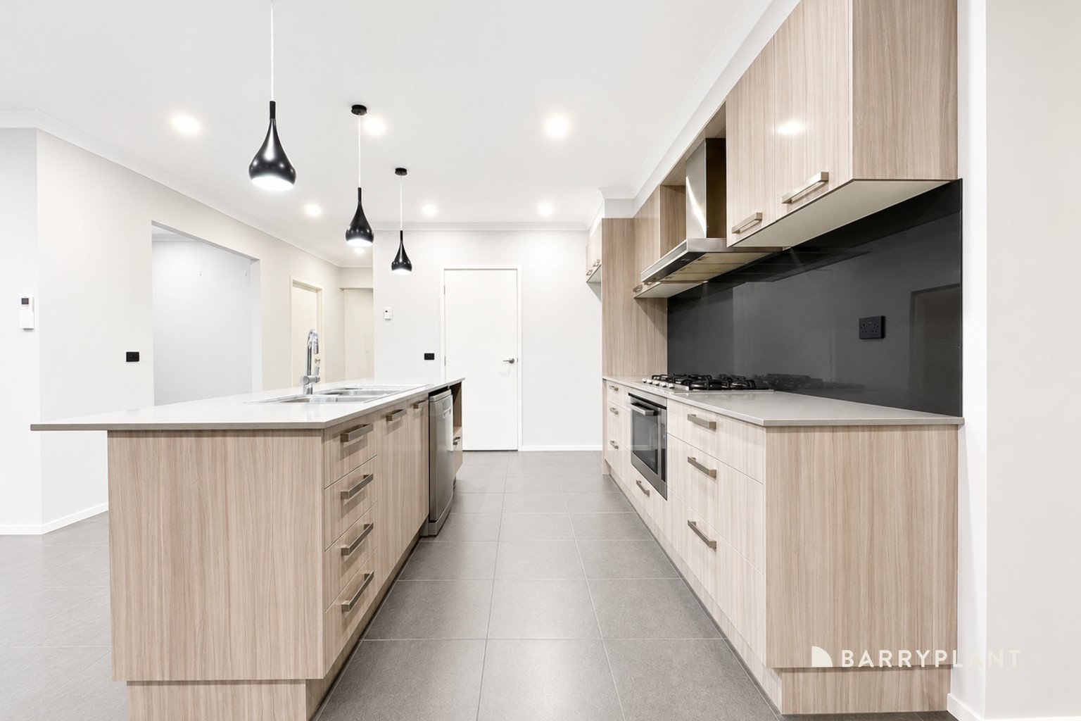 11 Holgate Avenue, Clyde North, VIC 3978 - Thumbnail 1 - 24/06/2026