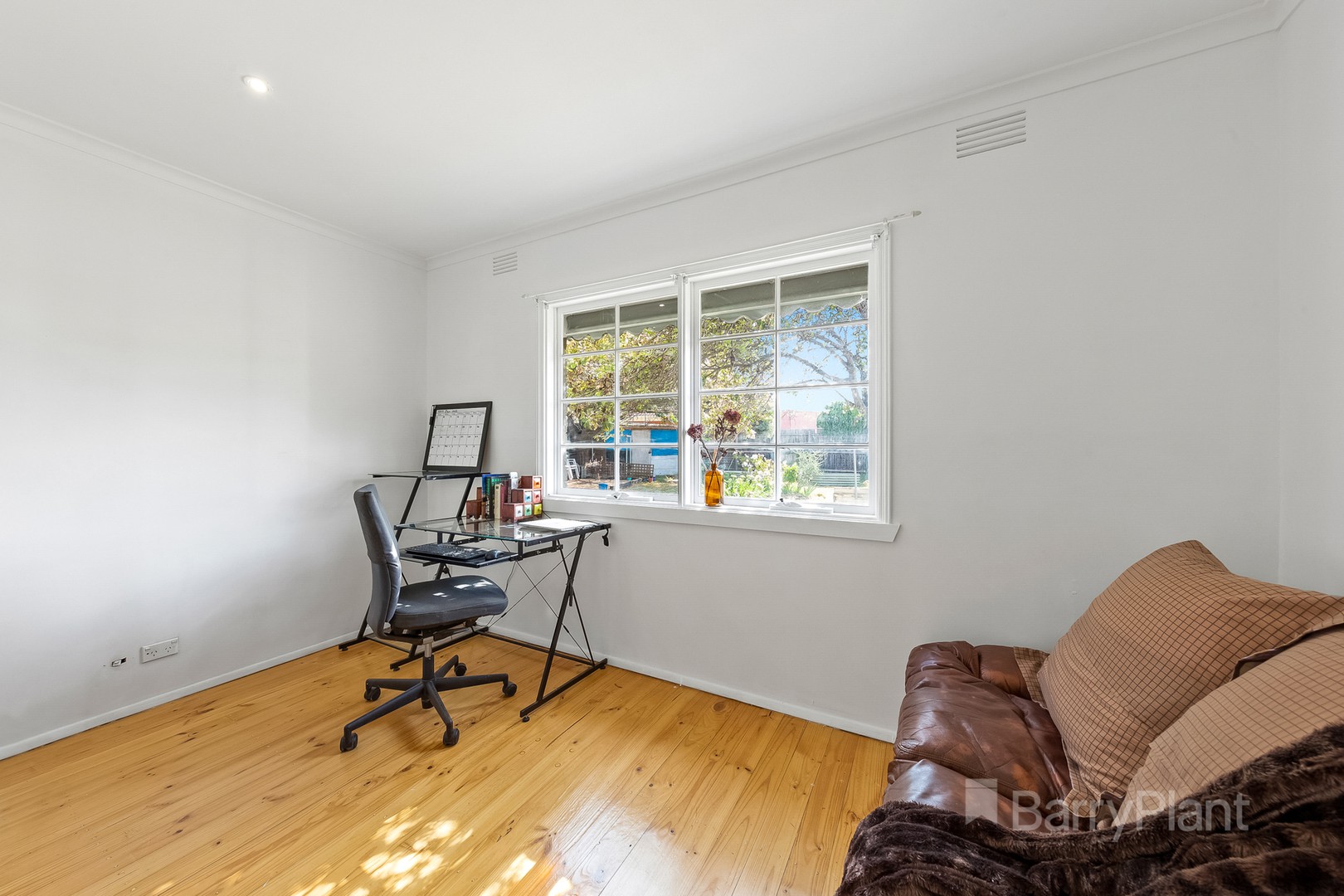 11 Honey Grove, St Albans, VIC 3021, St Albans - Thumbnail 8