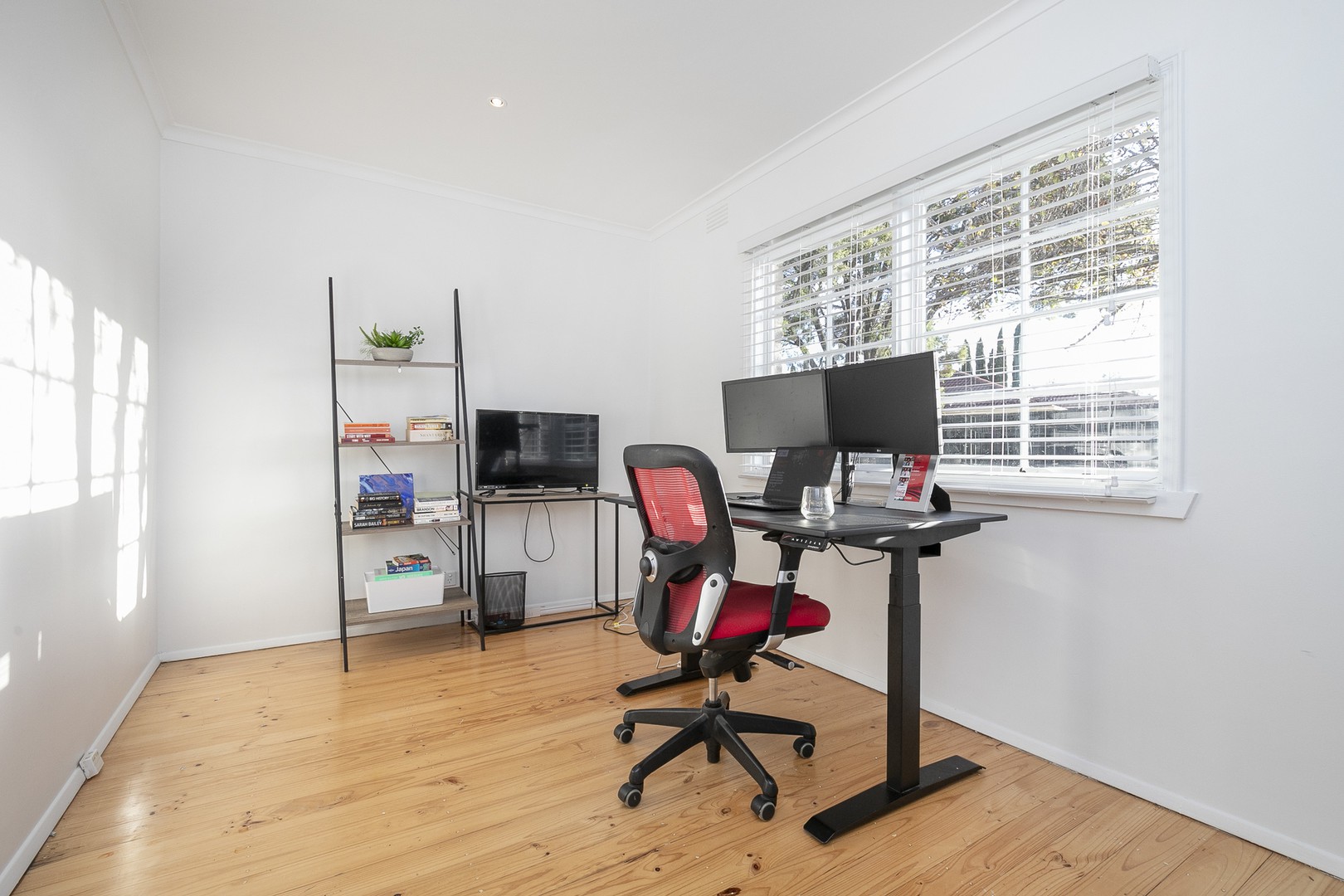 11 Honey Grove, St Albans, VIC 3021, St Albans - Thumbnail 3