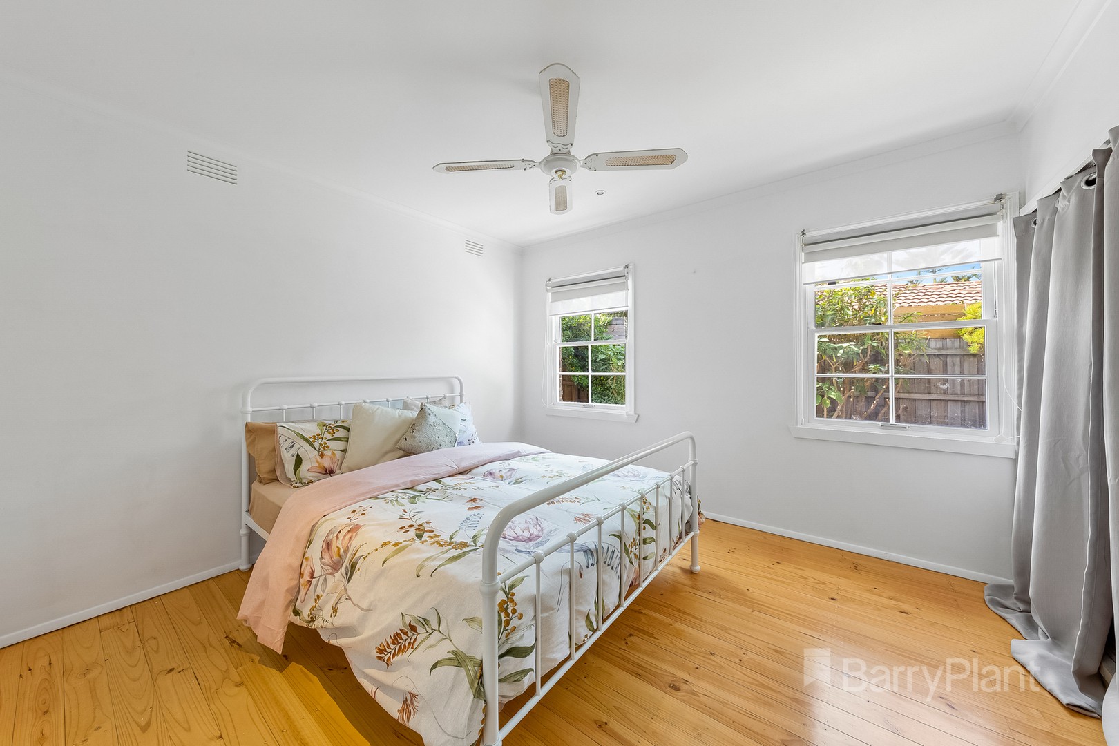11 Honey Grove, St Albans, VIC 3021, St Albans - Thumbnail 6