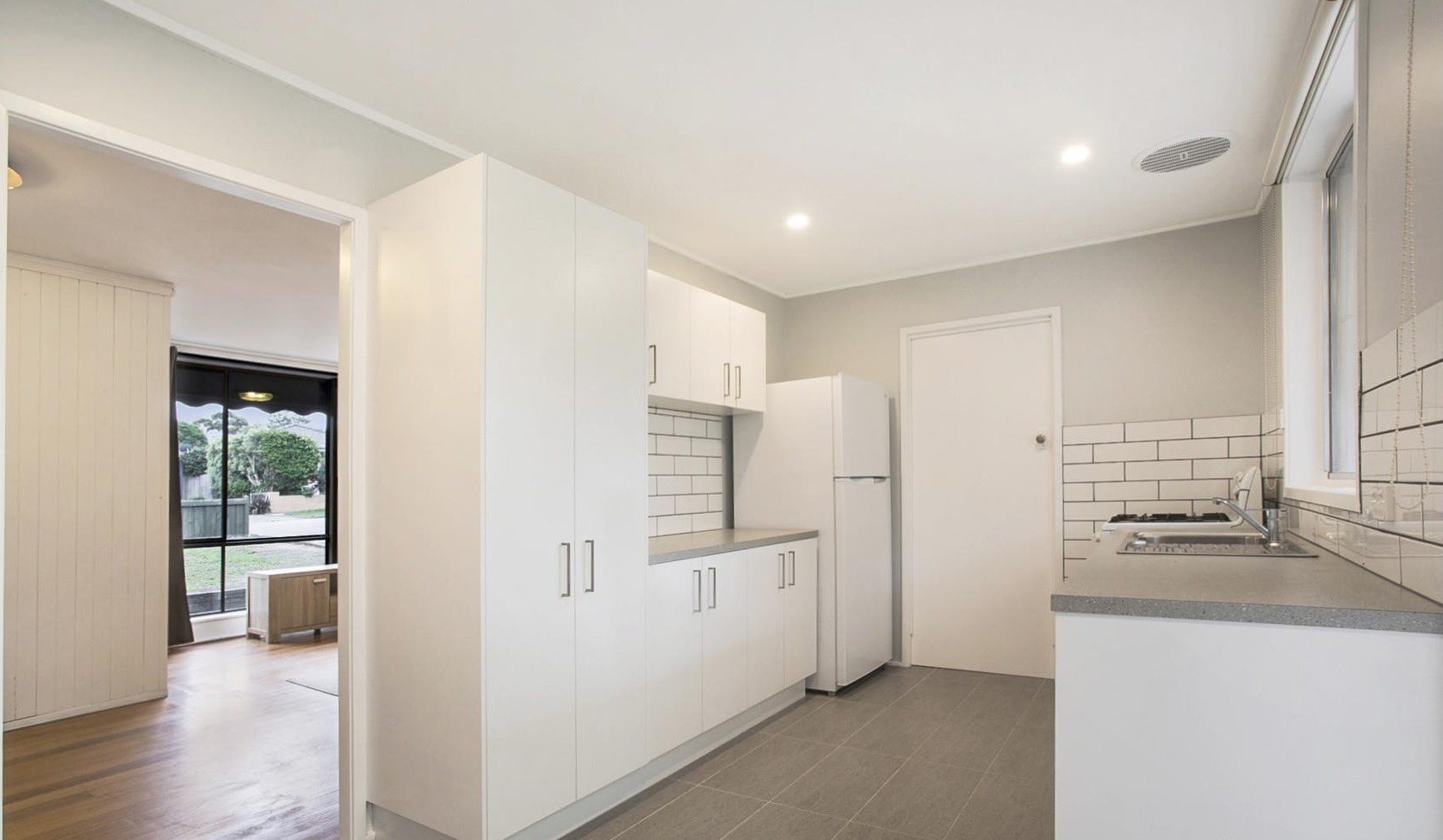 11 Hudson Avenue, Frankston, VIC 3199, Frankston - Thumbnail 3