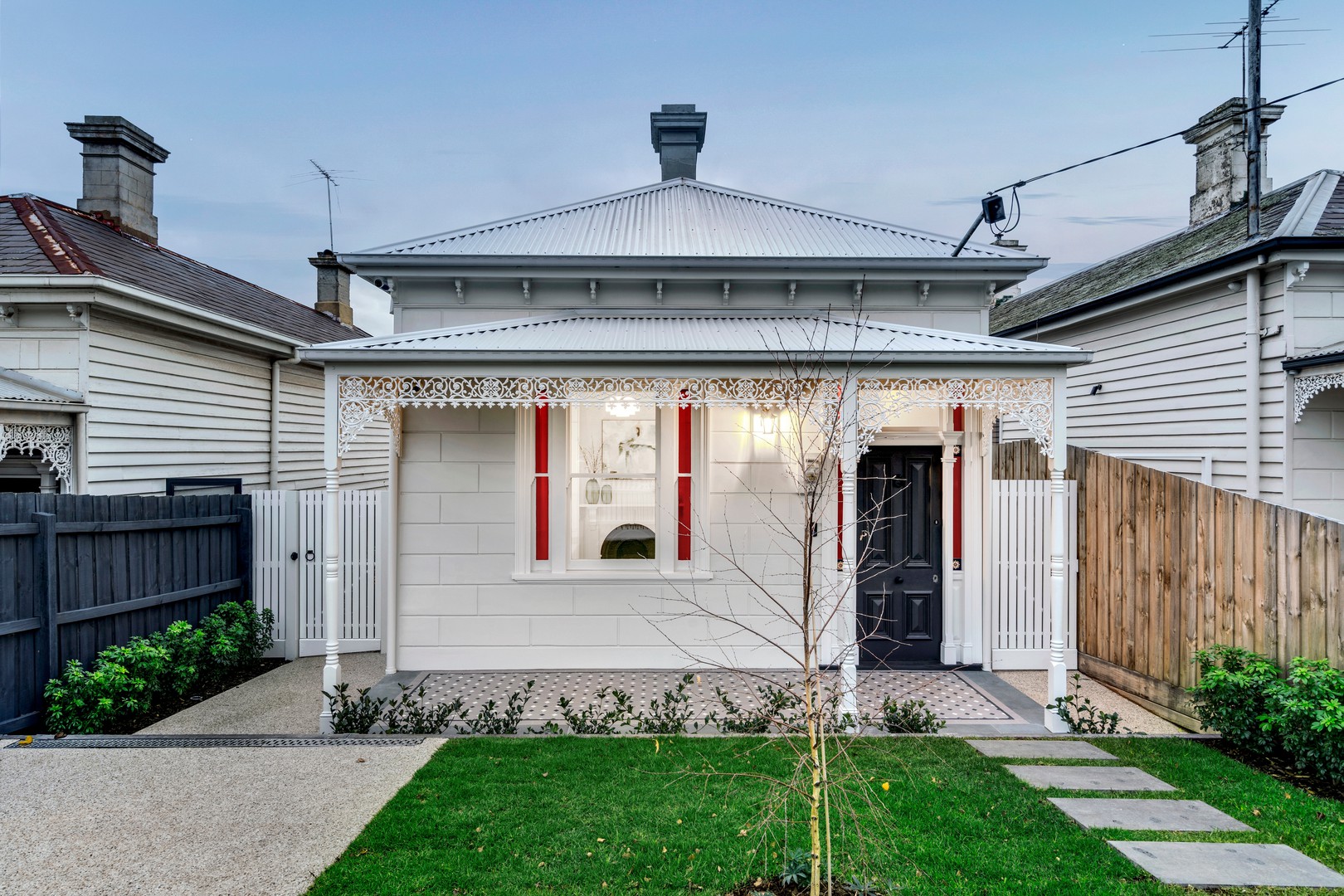 11 Hudson Street, Moonee Ponds, VIC 3039 - Thumbnail 2 - 01/07/2025