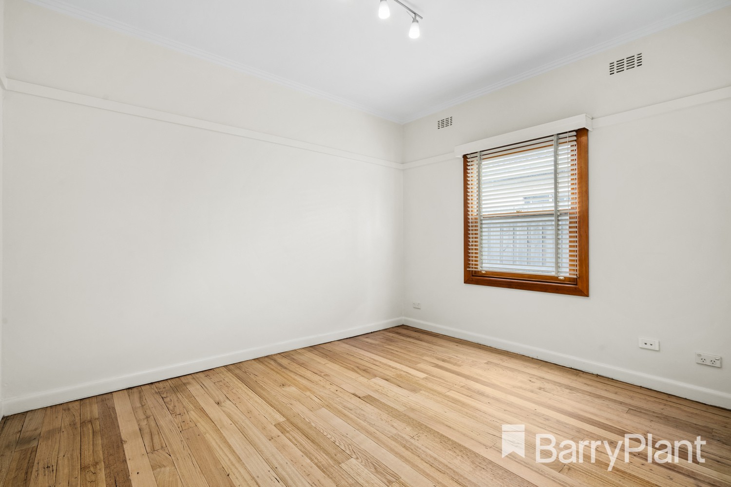 11 Hutchinson  Street, Albion, VIC 3020, Albion - Thumbnail 6