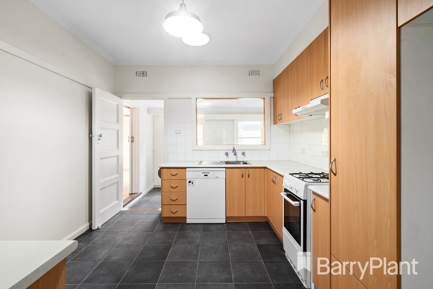 11 Hutchinson  Street, Albion, VIC 3020, Albion - Thumbnail 8