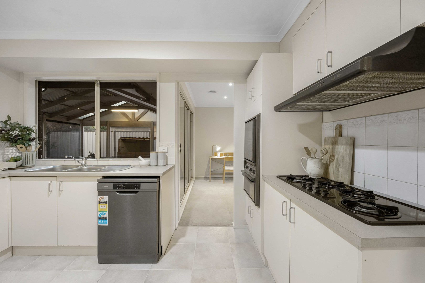 11 Hutzul Court, Delahey, VIC 3037, Delahey - Thumbnail 4