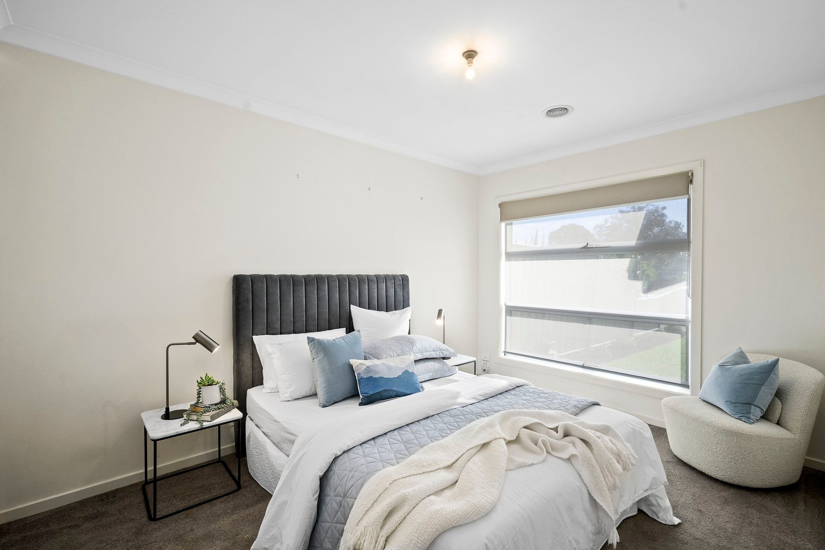 11 Intervale Drive, Avondale Heights, VIC 3034, Avondale Heights - Thumbnail 4