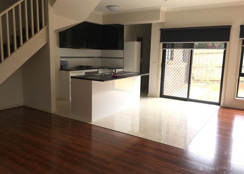 11 Jolly Street, Dandenong, VIC 3175 - Thumbnail 2 - 08/05/2025