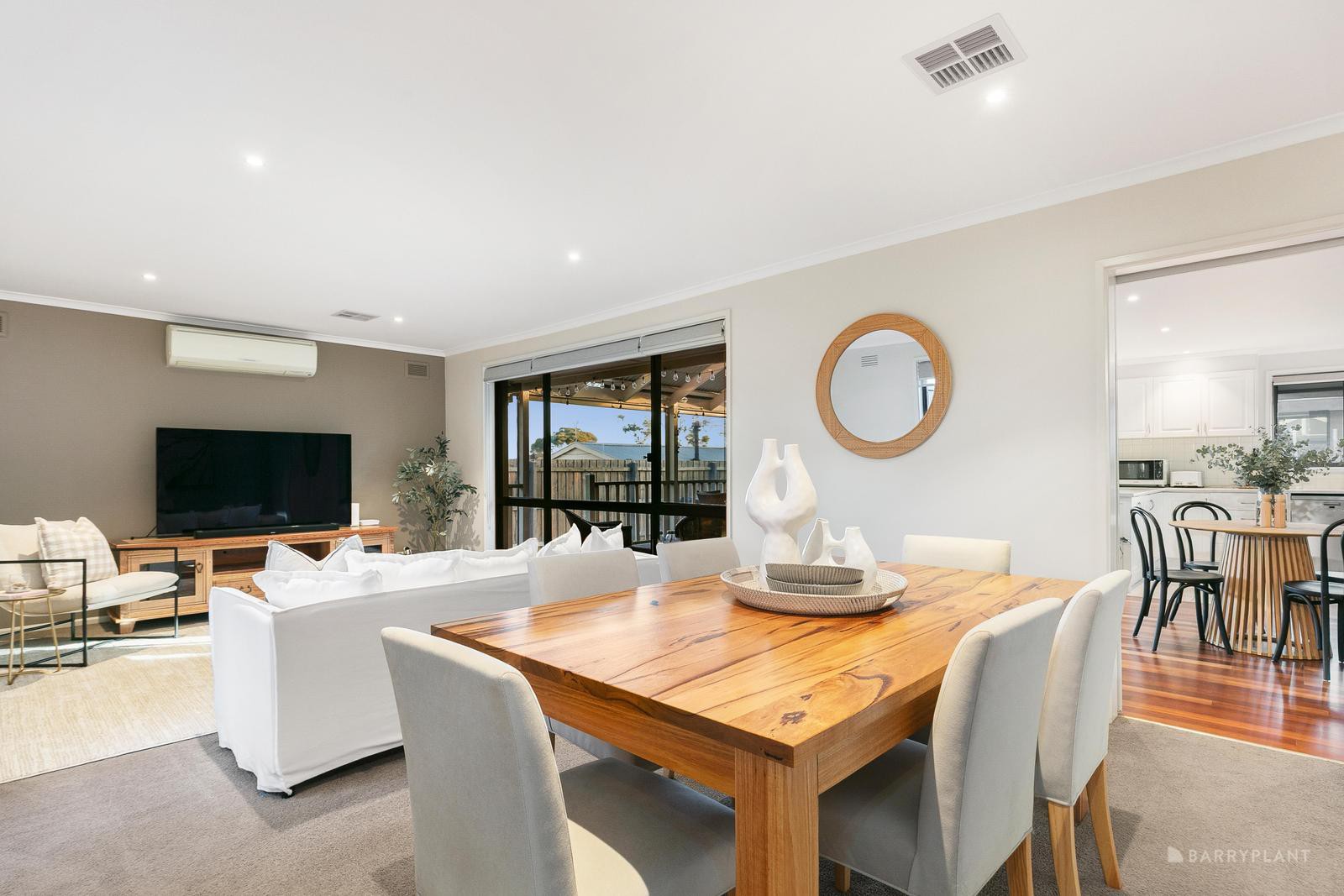 11 Kanowindra Crescent, Greensborough, VIC 3088, Greensborough - Thumbnail 2