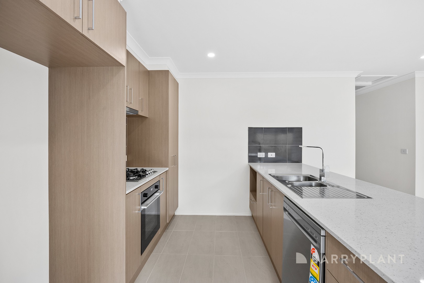 11 Kenmore Way, Clyde North, VIC 3978, Clyde North - Thumbnail 4