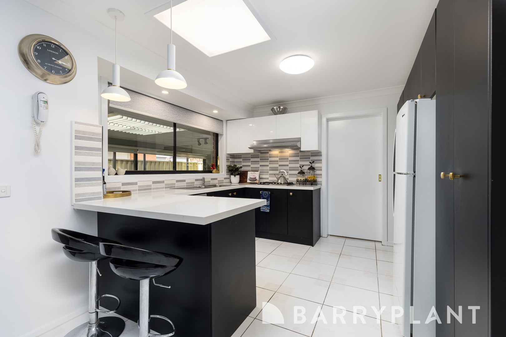 11 Kensington Crescent, Altona Meadows, VIC 3028, Altona Meadows - Thumbnail 3