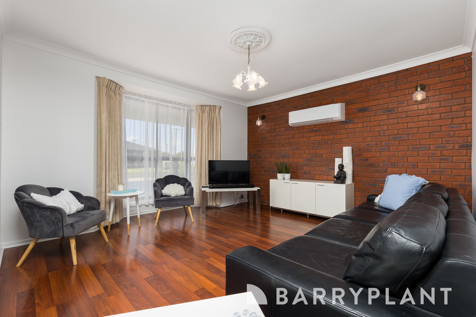 11 Kensington Crescent, Altona Meadows, VIC 3028, Altona Meadows - Thumbnail 5