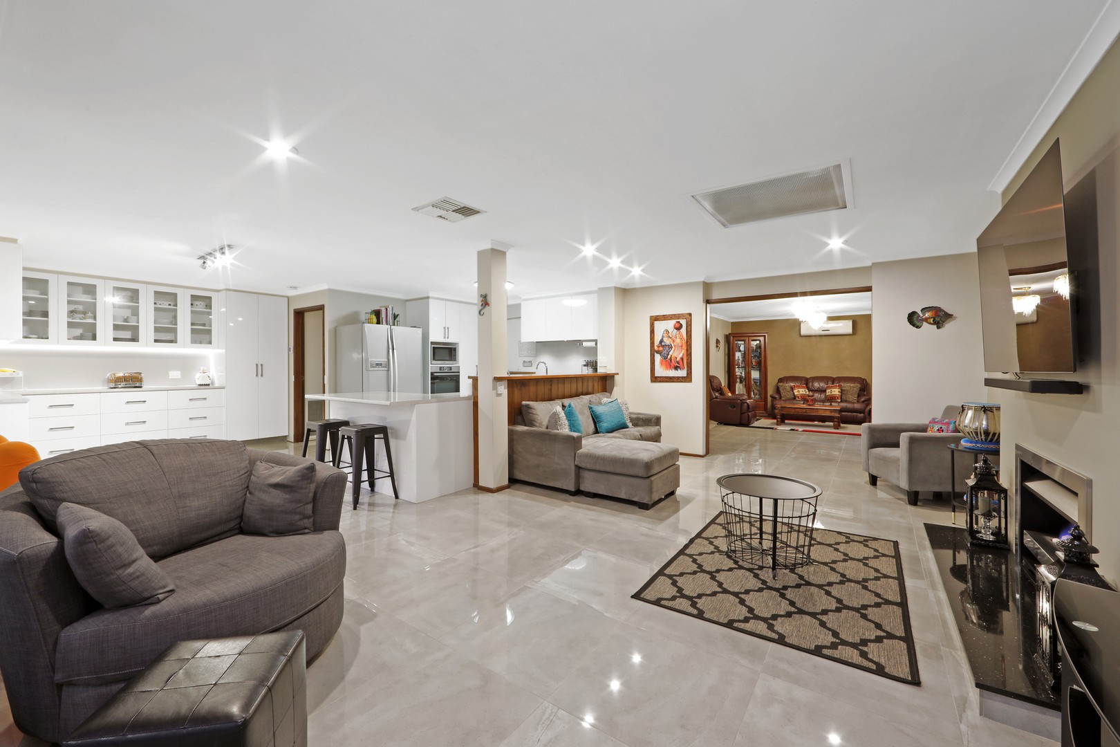 11 Keyes Court, Wantirna South, VIC 3152, Wantirna South - Thumbnail 3