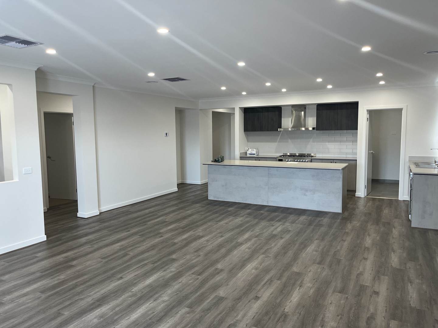 11 Kingston StreetKilmore, vic 3764  - Leased, Kilmore - Thumbnail 2