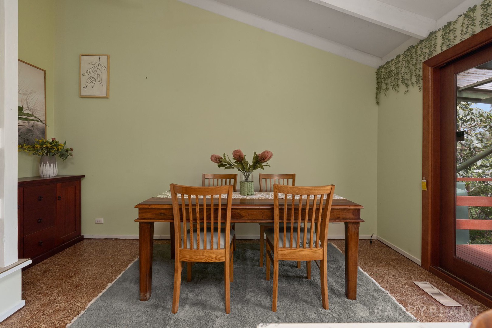 11 Kitchener Parade, Cockatoo, VIC 3781, Cockatoo - Thumbnail 4