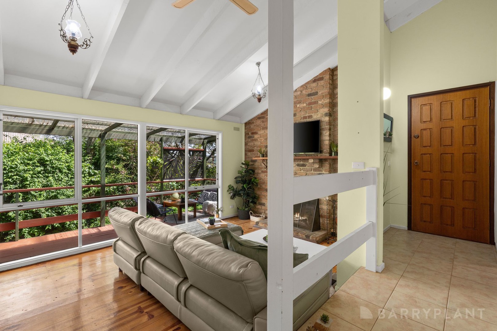 11 Kitchener Parade, Cockatoo, VIC 3781, Cockatoo - Thumbnail 6