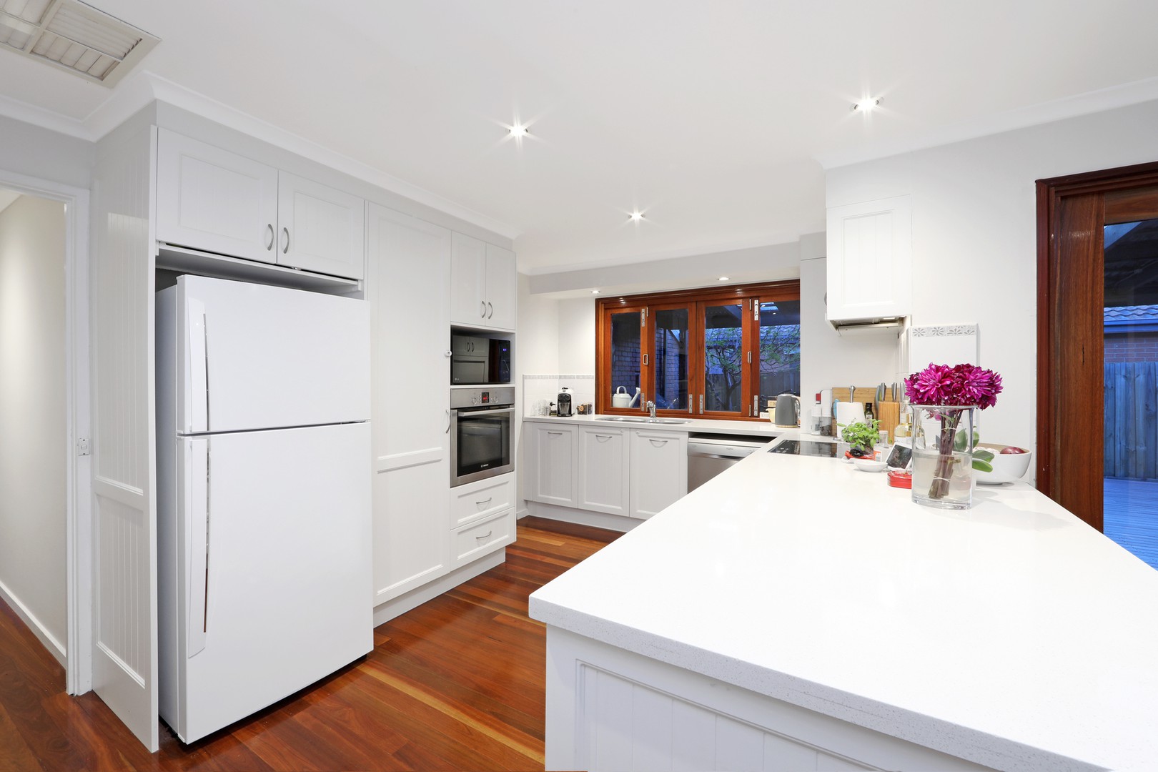 11 Laanecoorie Drive, Lysterfield, VIC 3156, Lysterfield - Thumbnail 6