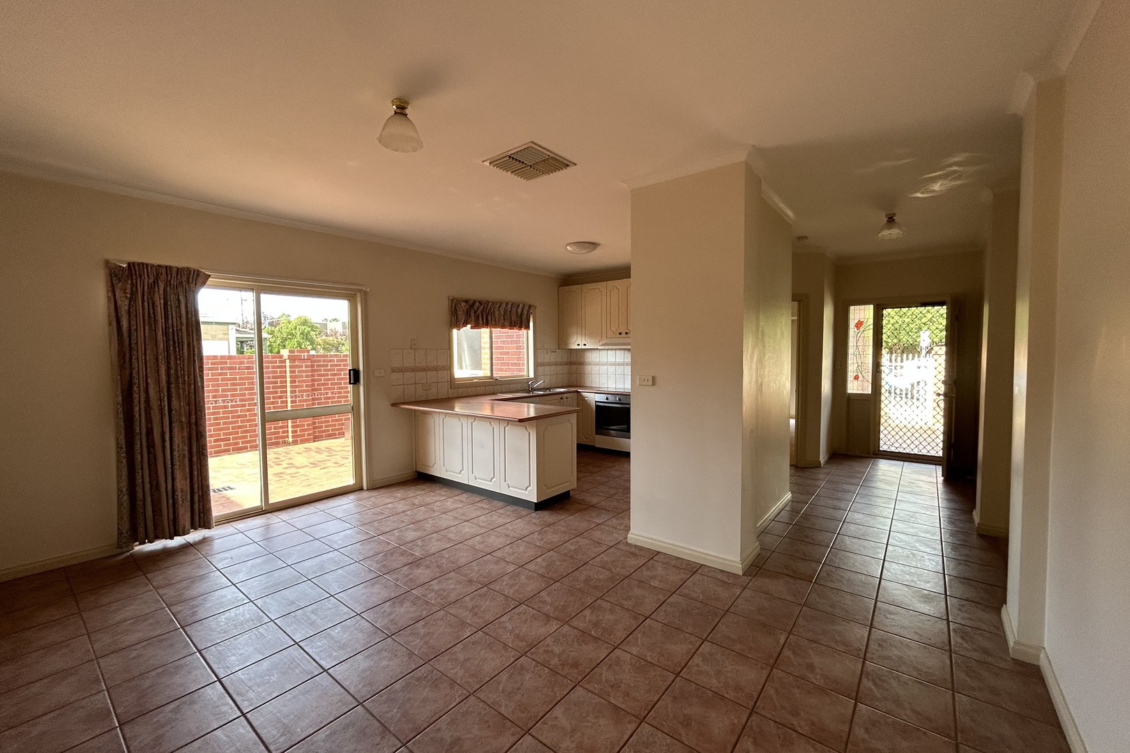 11 Langtree Parade, Mildura, VIC 3500, Mildura - Thumbnail 7