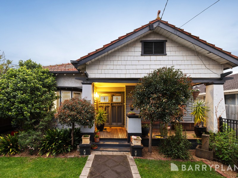 11 Larnoo Avenue, Brunswick West, VIC 3055 - Image - 19/11/2025
