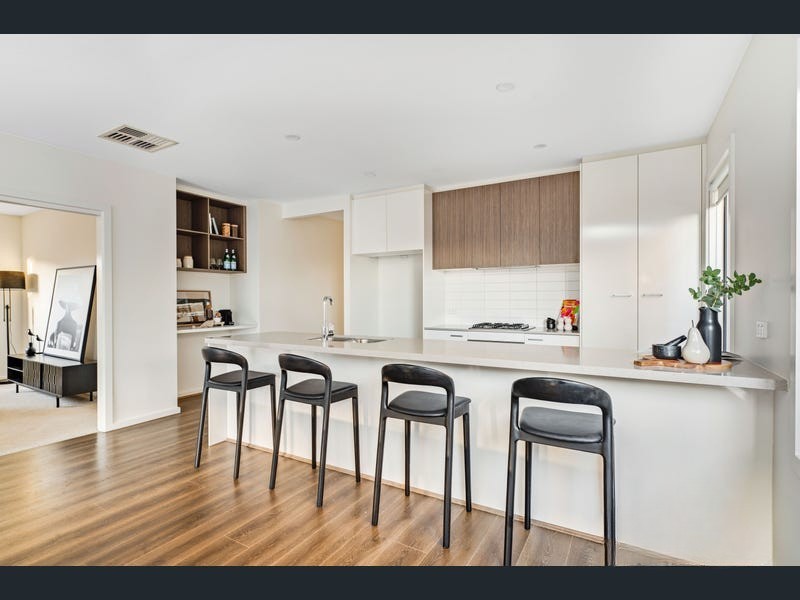 11 Lavinia Street, Greenvale, VIC 3059, Greenvale - Thumbnail 3