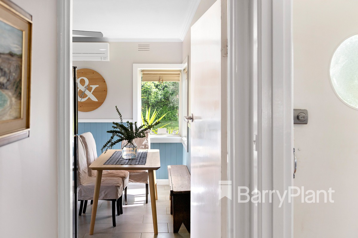 11 Lawson CrescentRosebud, VIC 3939, Rosebud - Thumbnail 2