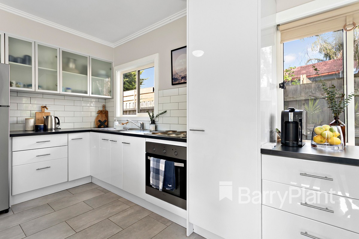 11 Lawson Crescent, Rosebud, VIC 3939, Rosebud - Thumbnail 3