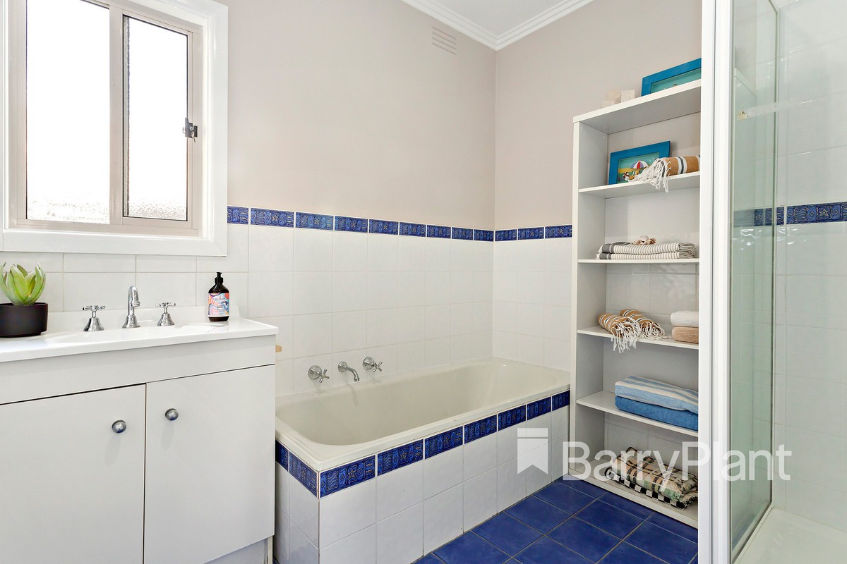 11 Lawson CrescentRosebud, VIC 3939, Rosebud - Thumbnail 8
