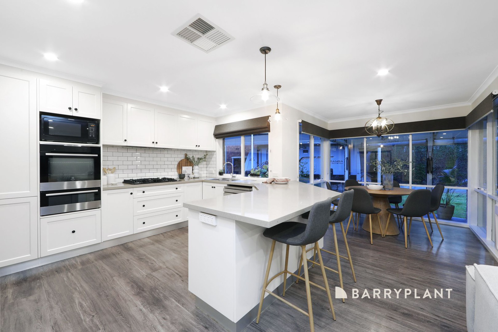 11 Liddamore Court, Rowville, VIC 3178 - Thumbnail 2 - 07/05/2026