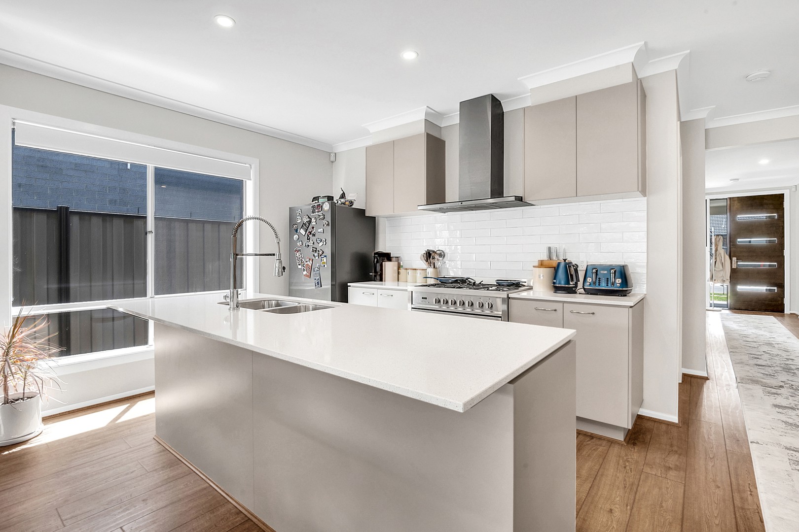 11 Lignum Street, Craigieburn, VIC 3064 - Thumbnail 2 - 23/11/2021