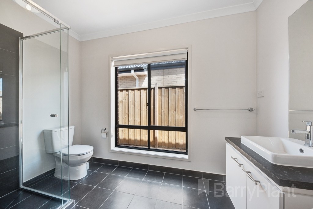11 Lispenard Circuit, Point Cook, VIC 3030, Point Cook - Thumbnail 4