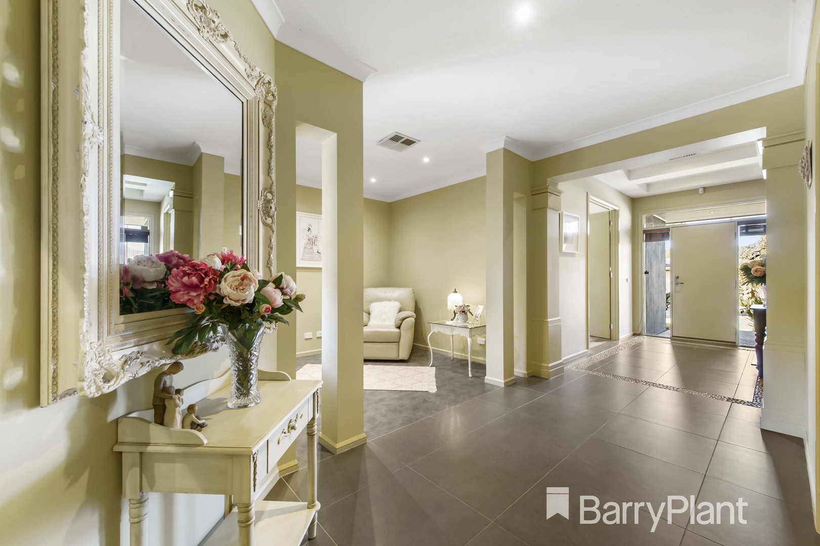 11 Loma CourtTarneit, VIC 3029, Tarneit - Thumbnail 2