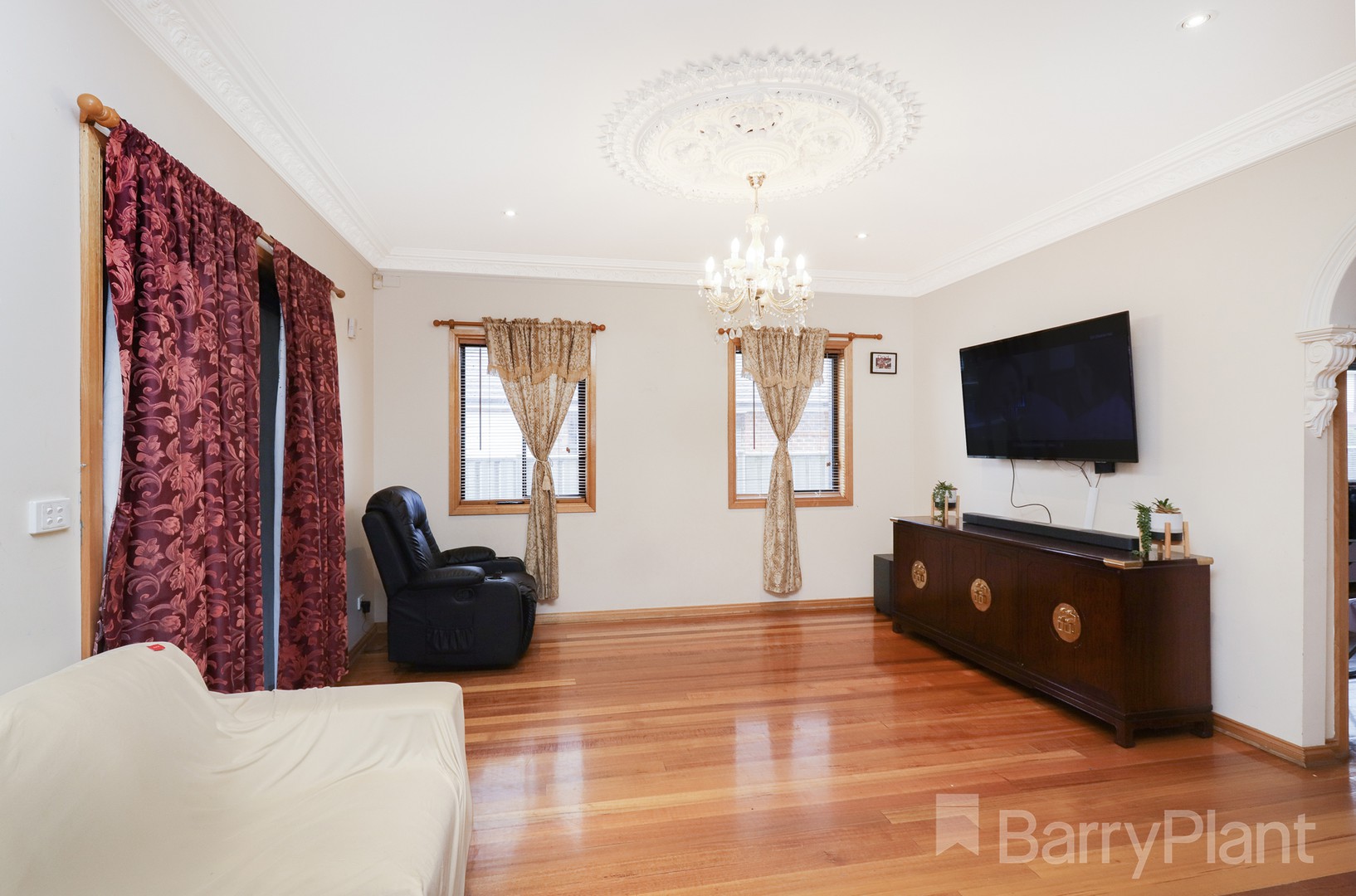 11 Londsdale  Court, Caroline Springs, VIC 3023, Caroline Springs - Thumbnail 4