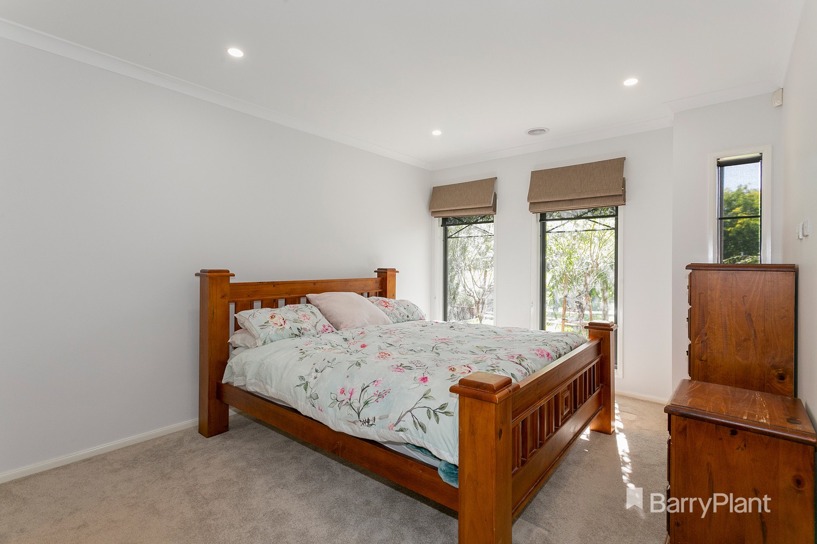 11 Lowanna Street, Berwick, VIC 3806, Berwick - Thumbnail 7