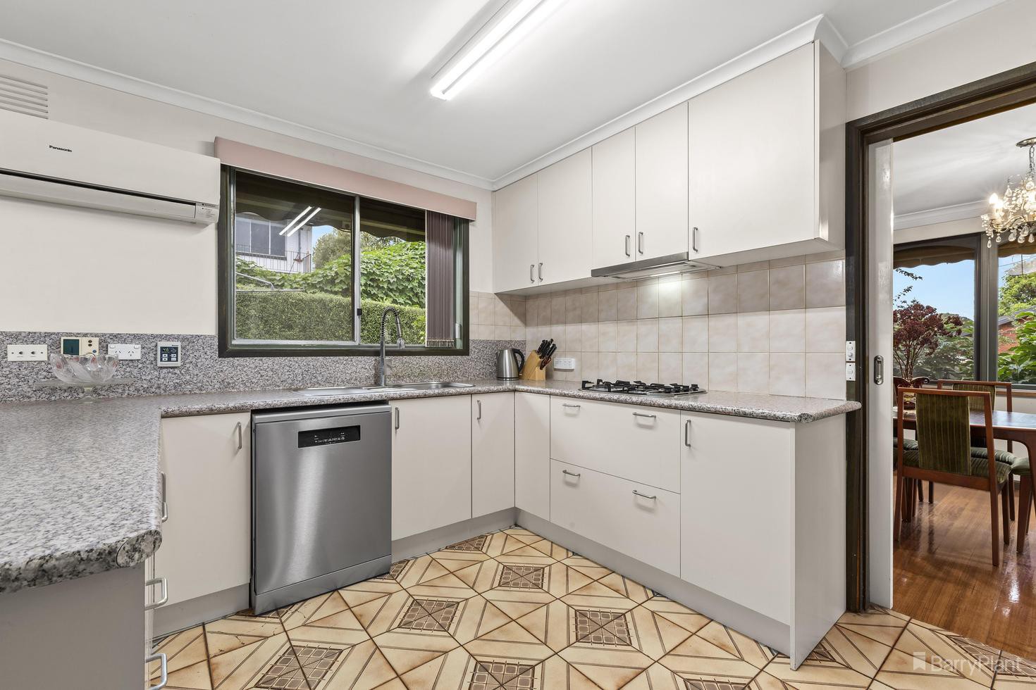 11 Lynnwood Parade, Templestowe Lower, VIC 3107, Templestowe Lower - Thumbnail 3