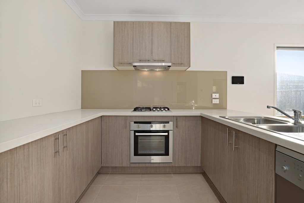 11 Mantua Drive, Greenvale, VIC 3059, Greenvale - Thumbnail 4
