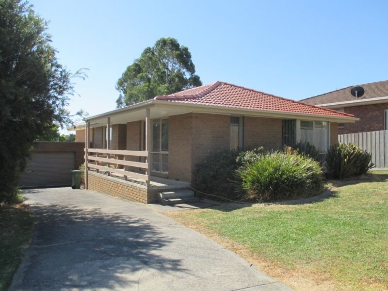 11 Maryn Close, Berwick, VIC 3806, Berwick - Thumbnail 2