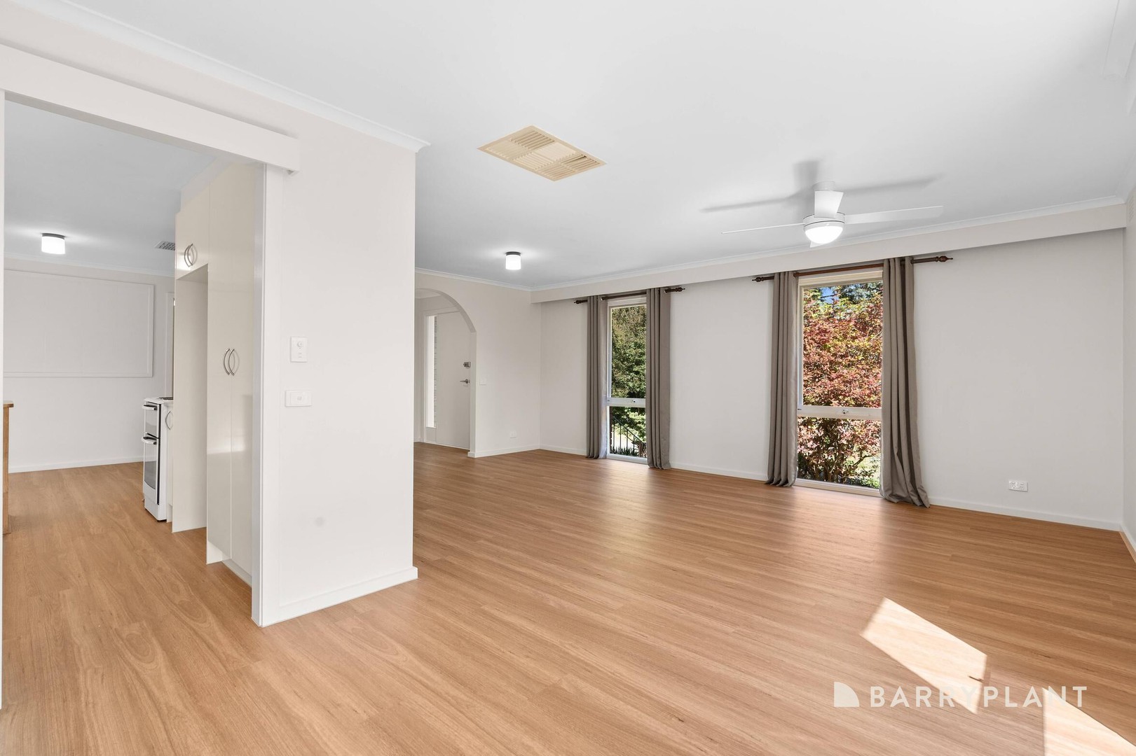 11 Mayview Drive, Monbulk, VIC 3793, Monbulk - Thumbnail 5