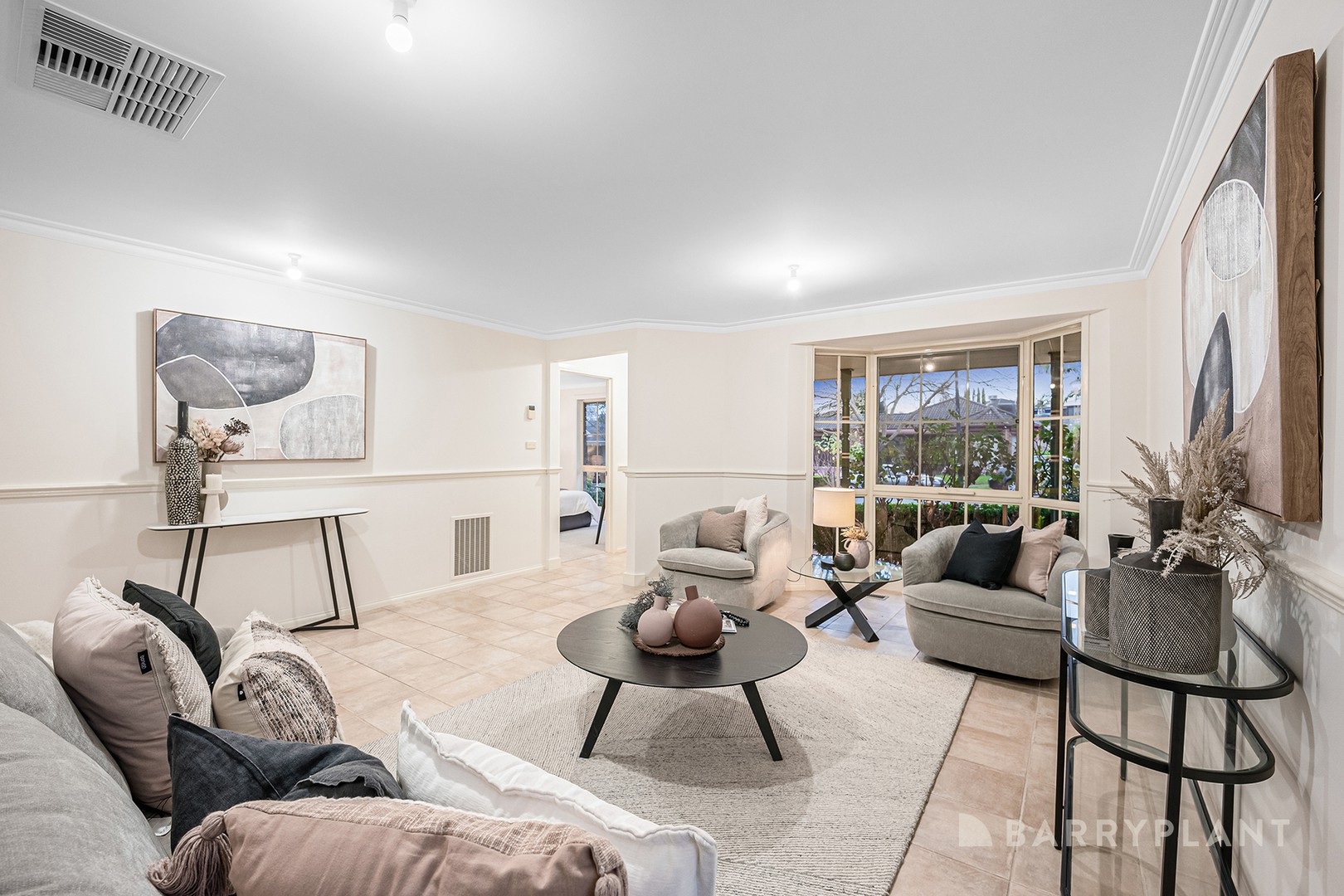 11 Meadowbank Avenue, Chirnside Park, VIC 3116, Chirnside Park - Thumbnail 2