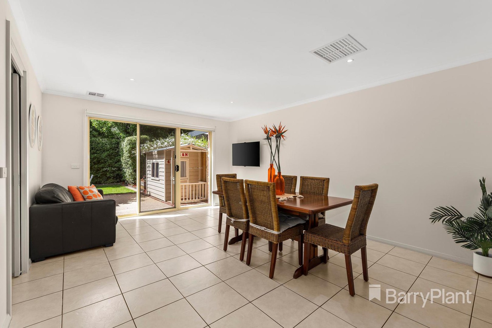 11 Melrose PlaceMill Park, VIC 3082, Mill Park - Thumbnail 4