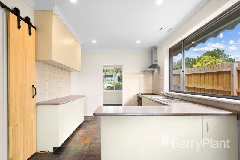 11 Merle Street, Blackburn North, VIC 3130, Blackburn North - Thumbnail 4