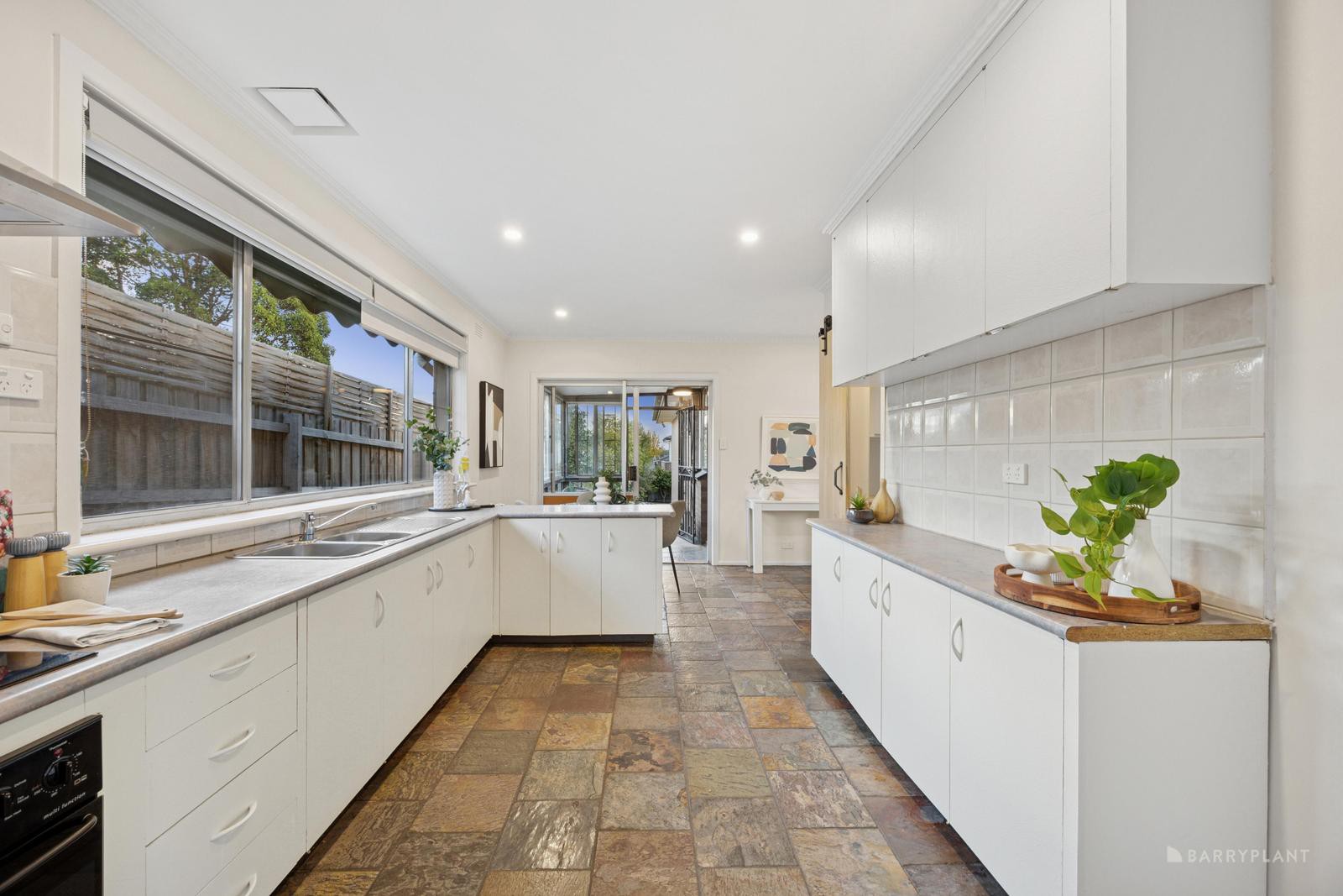 11 Merle Street, Blackburn North, VIC 3130, Blackburn North - Thumbnail 5
