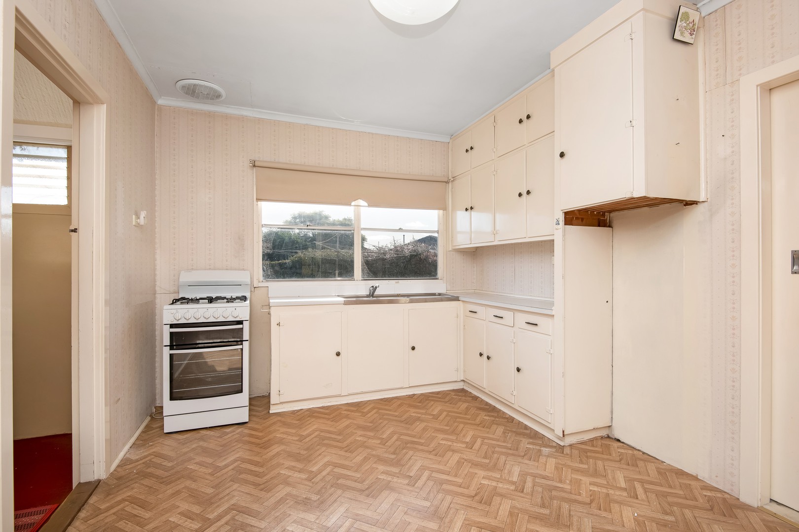 11 Michigan Avenue, Corio, VIC 3214, Corio - Thumbnail 4