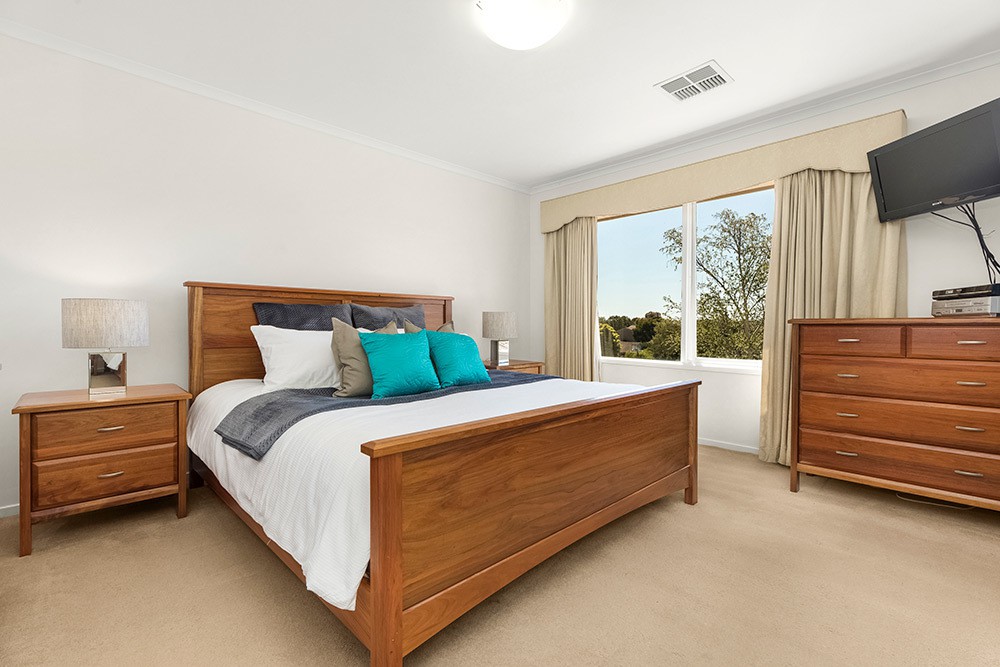 11 Mistletoe Close, Knoxfield, VIC 3180, Knoxfield - Thumbnail 5