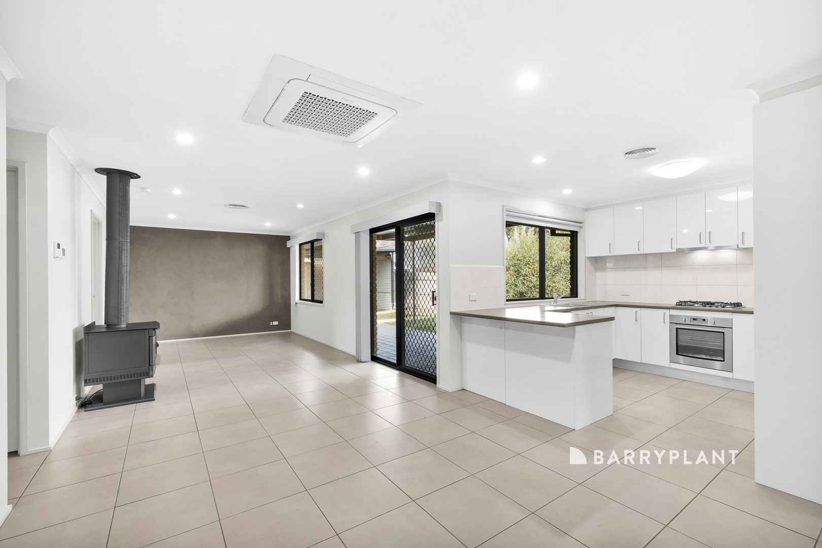 11 Mitre Crescent, Berwick, VIC 3806, Berwick - Thumbnail 4