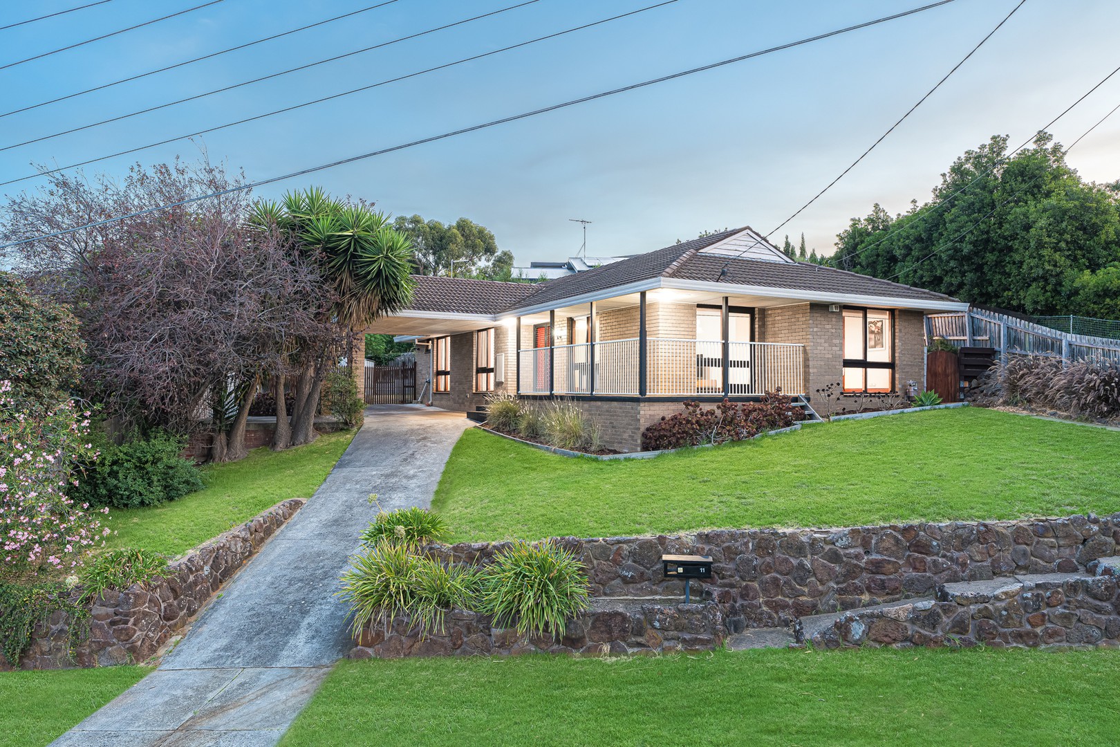 11 Mont D'or Parade, Highton, VIC 3216, Highton - Thumbnail 2