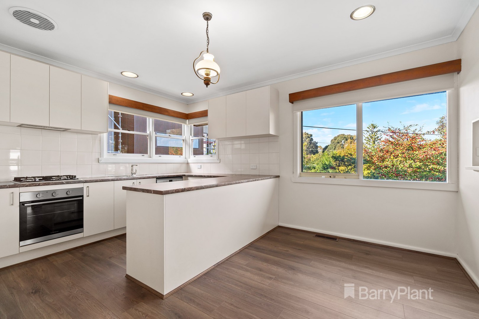 11 Montgomery Place, Bulleen, VIC 3105 - Thumbnail 2 - 11/07/2024