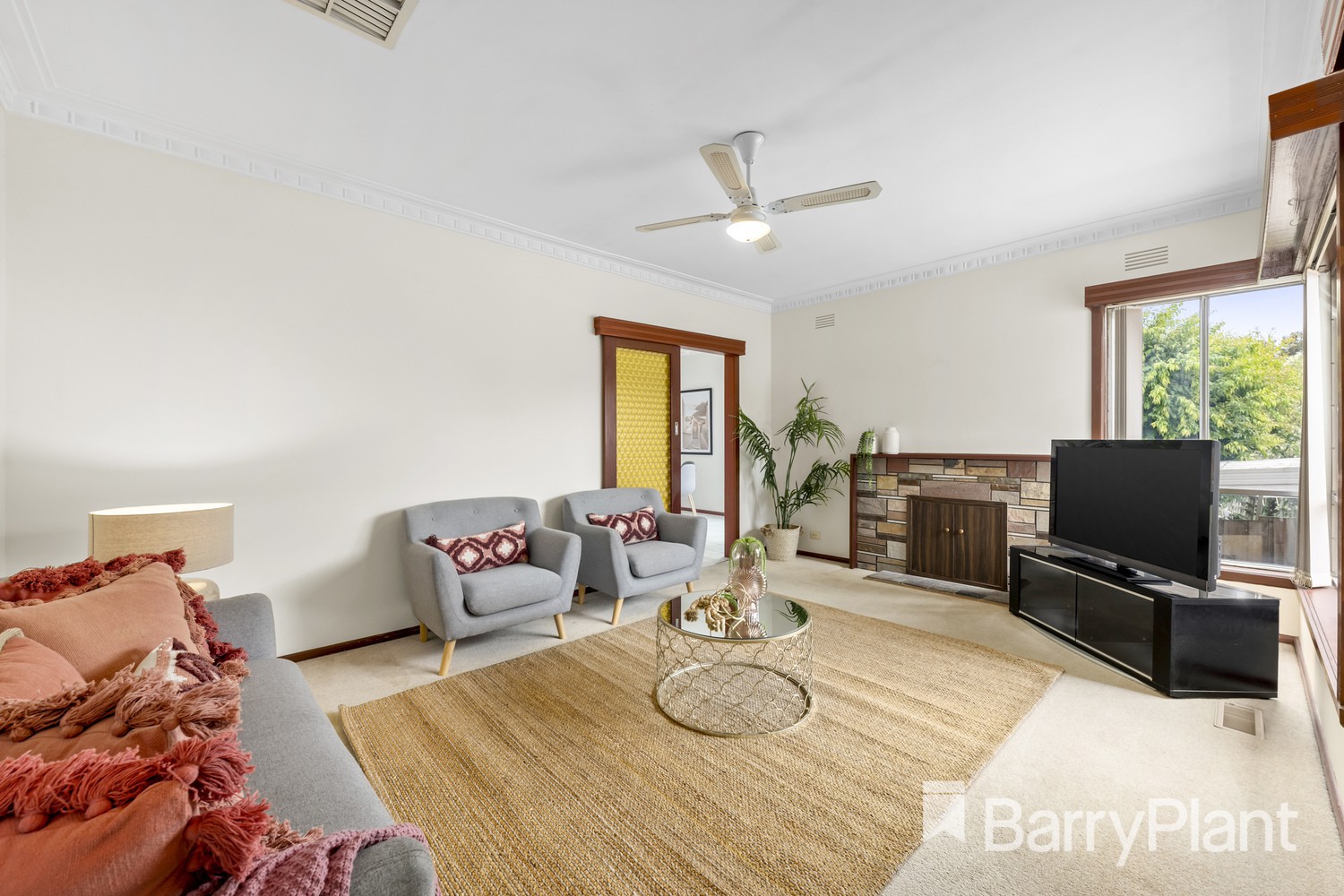 11 Munro Street, Macleod, VIC 3085, Macleod - Thumbnail 2