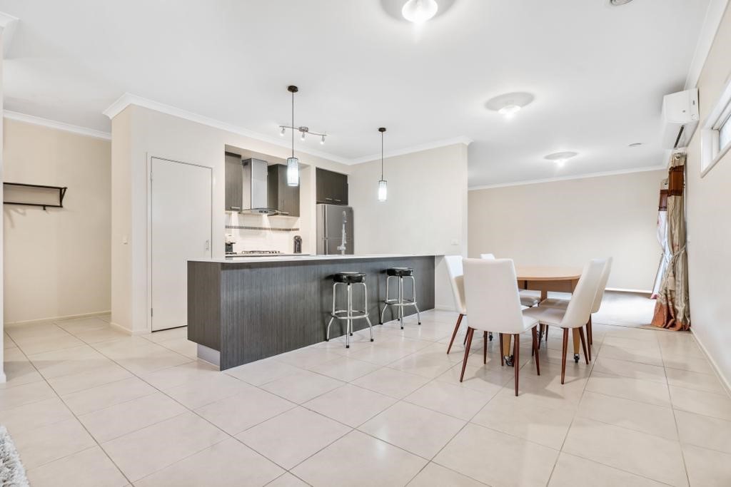 11 Newport Street, Lalor, VIC 3075, Lalor - Thumbnail 2